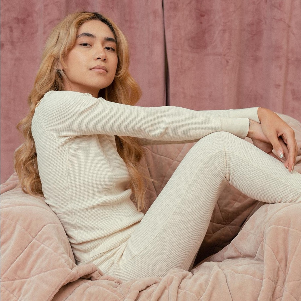 Noble Adult Organic Waffle Top In Oat Milk